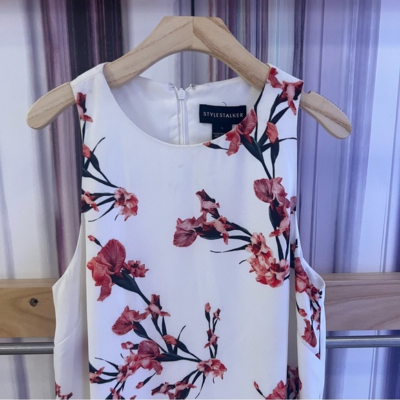 Stylestalker Floral Dress - Picture 2 of 4